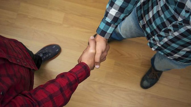 Are we obligated to trust a friend?