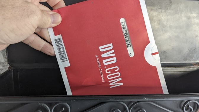 Netflix is mailing out the last DVD today. Do you still rent DVDs? ?