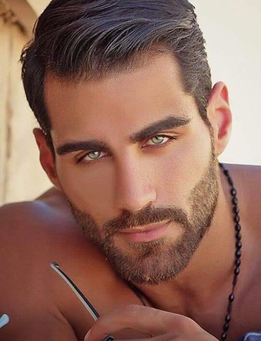 Do you like men who are clean shaven, or men with whiskers?