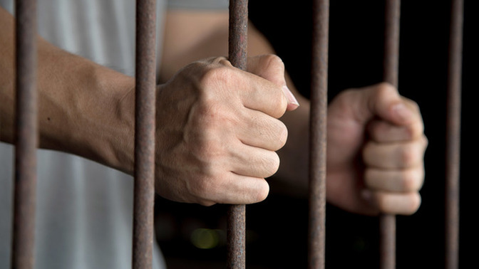 I've been in prison and I have to become "the girlfriend" of my former cellmate. Do you think I deserve what's happening to me?