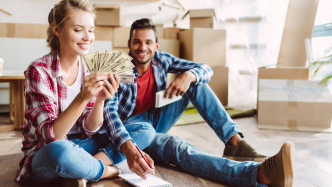 In Dating/marriage, Should The SO That Earns More Contribute More To the Budget?