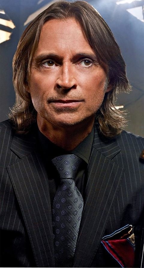 If you were a doppelgänger / look-a-like of a famous person who would it be?