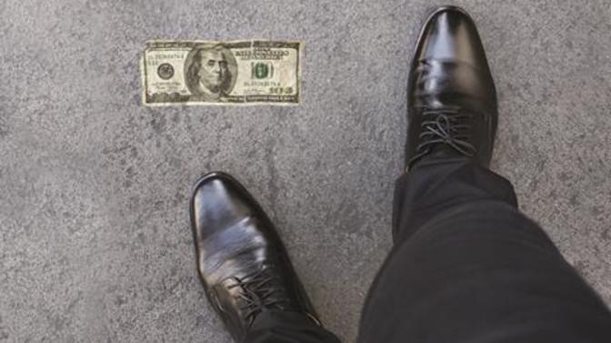 You’re checking out at Walmart, when you notice a $100 bill fall out of a lady’s purse. What is your response?