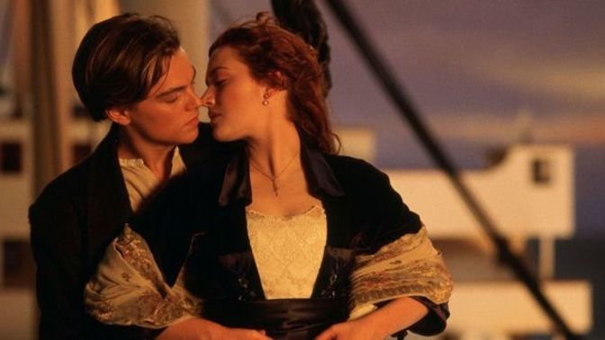 If you had an opportunity to kiss any girl/guy who would it be?