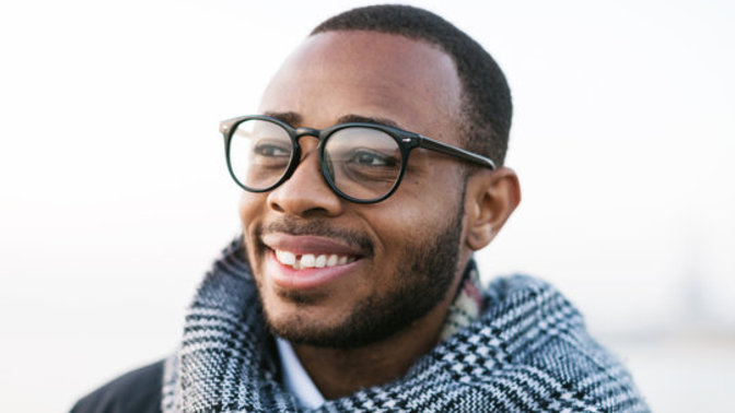 Would average looking men have better chances with women if the internet didn’t exist?