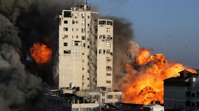 Biden gives Netanyahu cold shoulder. Biden gives Iran, Hamass puppet master, $6 billion. Hamas attacks Israel starting Bidens next war. Coincidence?