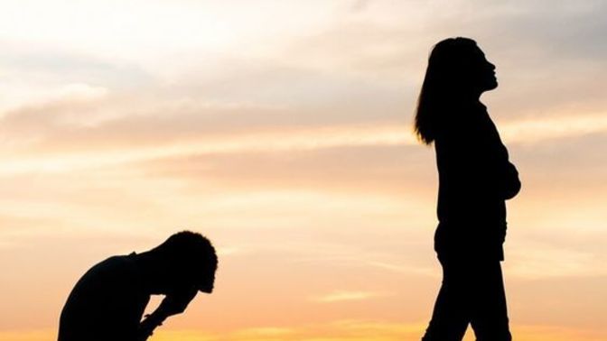 What does it mean when a man says “I don’t have time for a relationship but if it leads to one I’m not fighting it”?