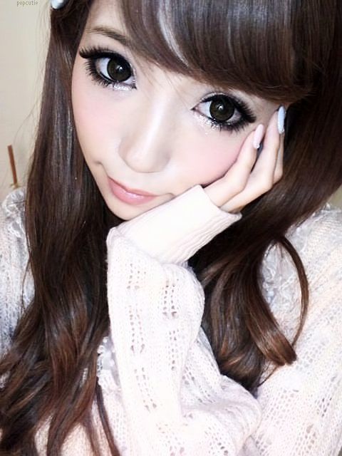 Do guys like girls that look like a cat?