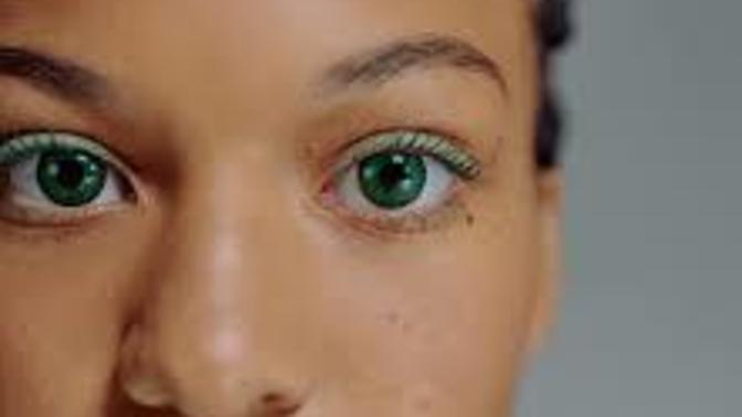 Is there a difference between a lustful gaze and one of respectful and attraction?