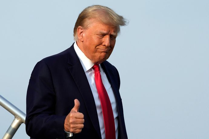 Who is the bigger embarrassment to America ?