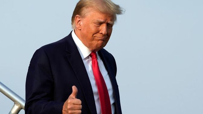 Who is the bigger embarrassment to America?
