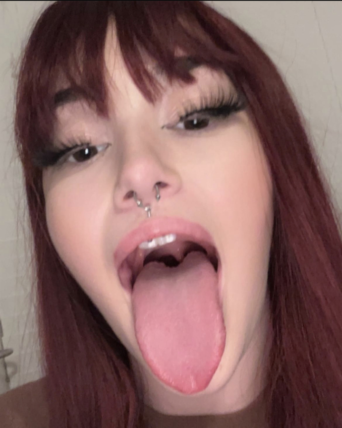 U have been shrunk and im about to eat u up! Wdyd?