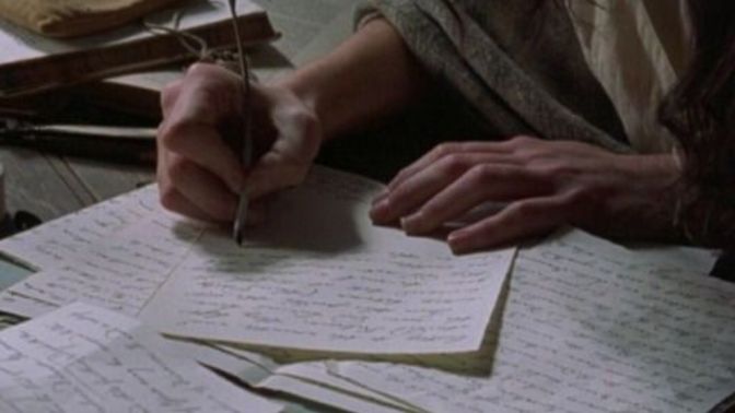 I found out that my girlfriend keeps her handwritten love letters for his ex. How should I react?