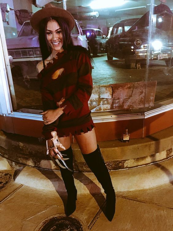What costume should I wear for Halloween?