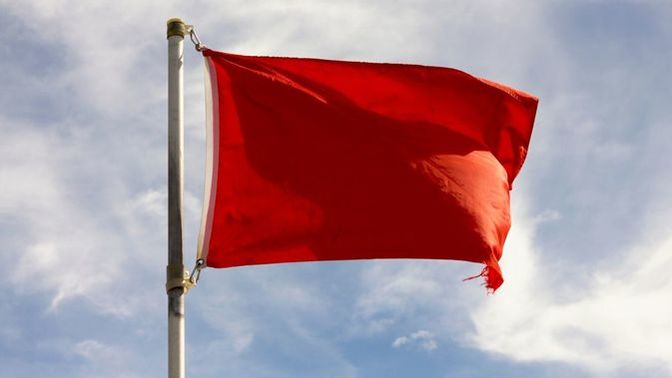 Which gender is more likely to ignore red flags if a person is good looking?