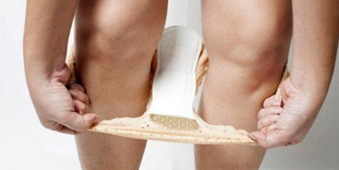 Girls, how long does it take to put on a new pad/tampon?