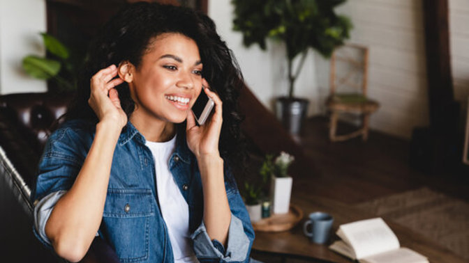 Can you fall in love with someone's voice?