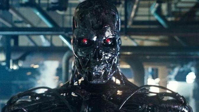 Should Christopher Nolan reboot the Terminator franchise?