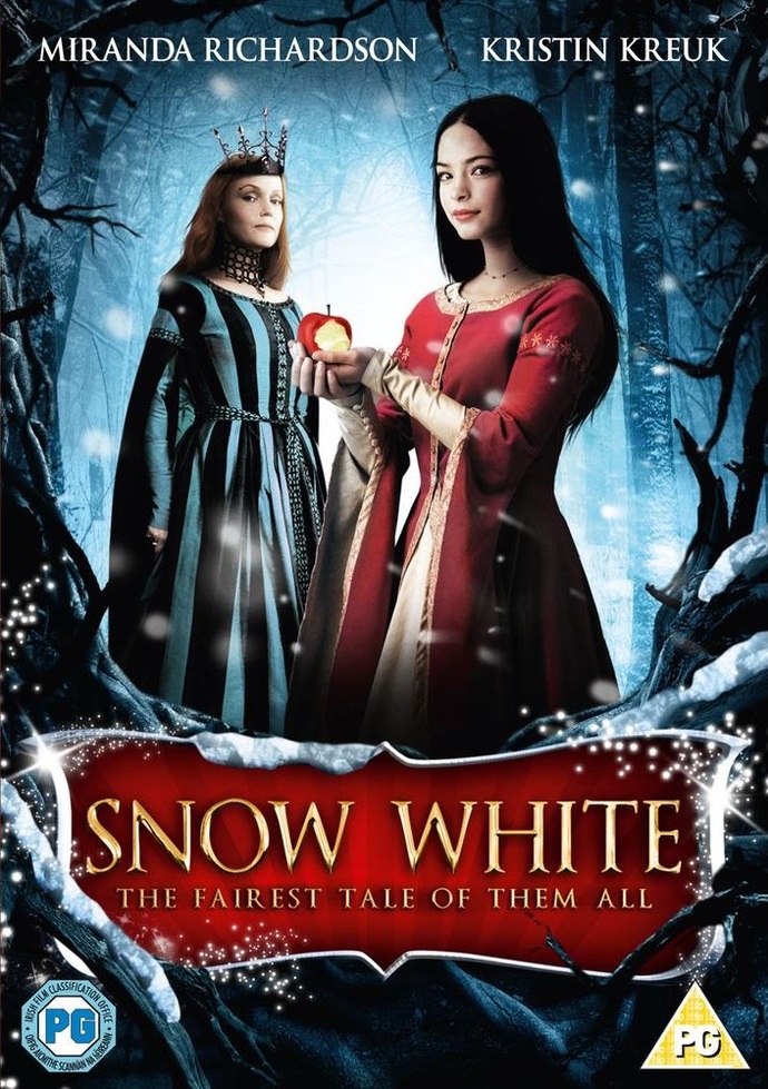 Why is everyone hating on the actress for Snow White just because she's Latina?