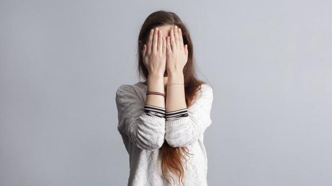 How would you feel if your spouse embarrassed you publicly?