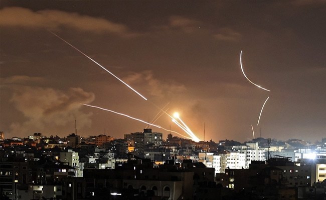Do you support Hamas or Israel?