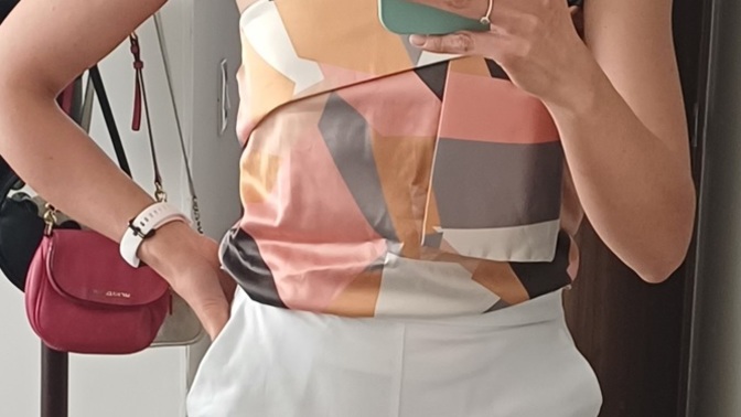 Does this outfit even match?