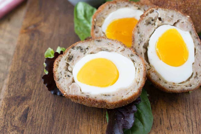 What foods would make a great fall picnic?