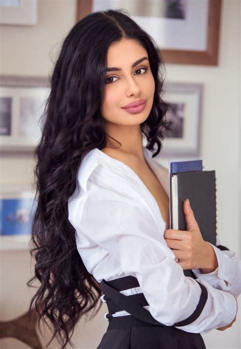 Which woman to marry makes the best lovers?