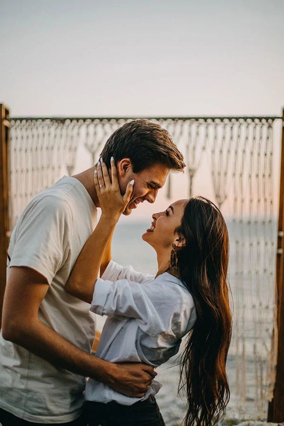What are the signs or feelings that lead men to believe theyve found the one when they meet a woman?