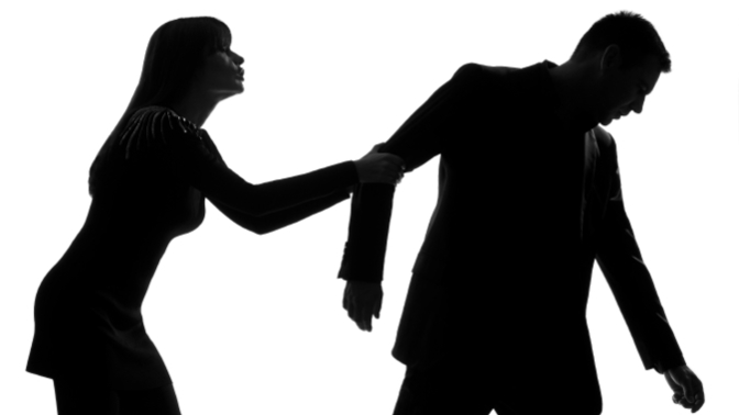 "If I notice my partner or close friends are showing any signs of coldness, I panic and want to get closer as quickly as possible." Agree or disagree?