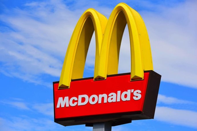 German Castles or McDonalds in the US, which is More?