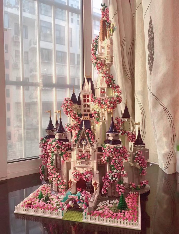 Giant castle lego, yay or nay?