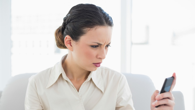 Why Don't People Answer Your Questions When Texting?