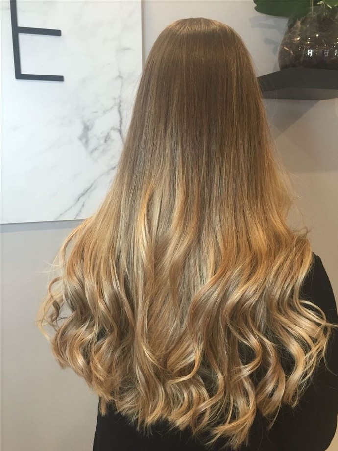 Hair bleechinggg?