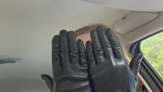 Any women love wearing leather gloves?