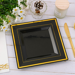 Are square plates low class?