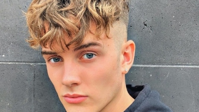 How long does a perm last for guys?