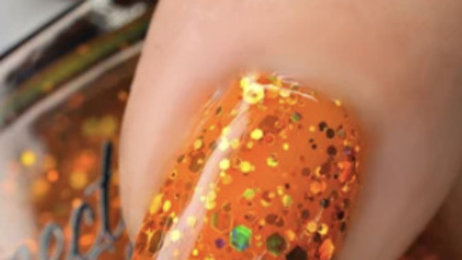 Which nail polish looks prettier for fall?