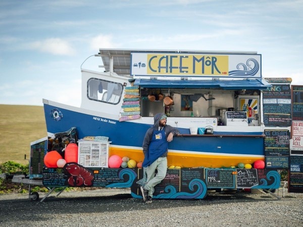 Have you ever got something to eat from a food truck?