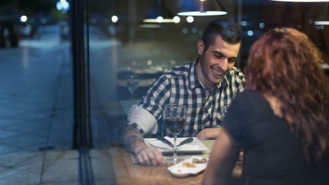 Women all over Tik Tok and beyond are saying to have a chance with them you have to spend at least $200 on a first date? Thoughts?