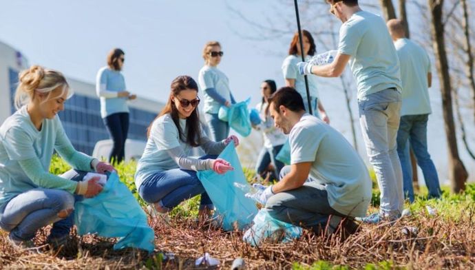 Why are White American people and Japanese, the ony ones who enjoy doing free labor?