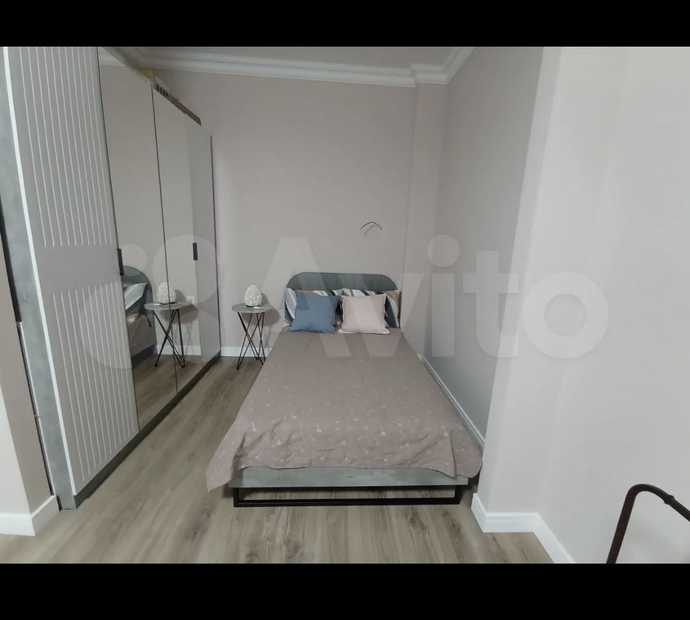Can I be a real estate photographer?
