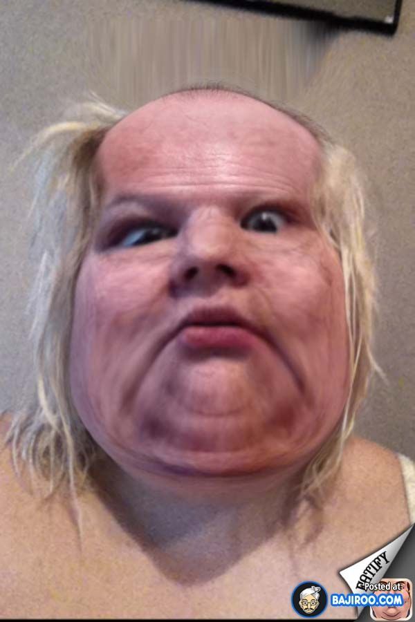 Is a bald by choice woman... attractive?