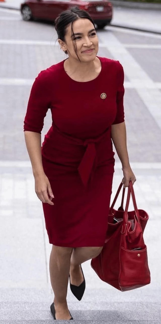 Not a fan of the Liberals but I like Occasio. shes pretty and dresses well. What are your thoughts on her?