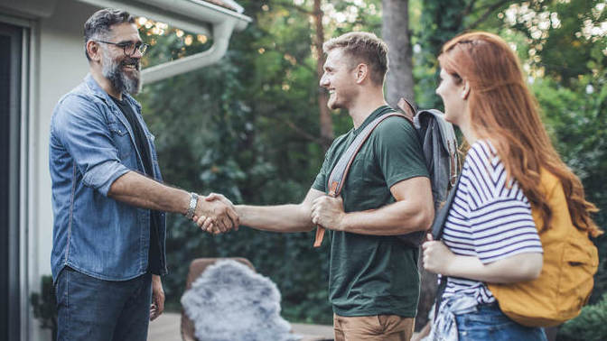 How long before you meet the parents in a relationship?