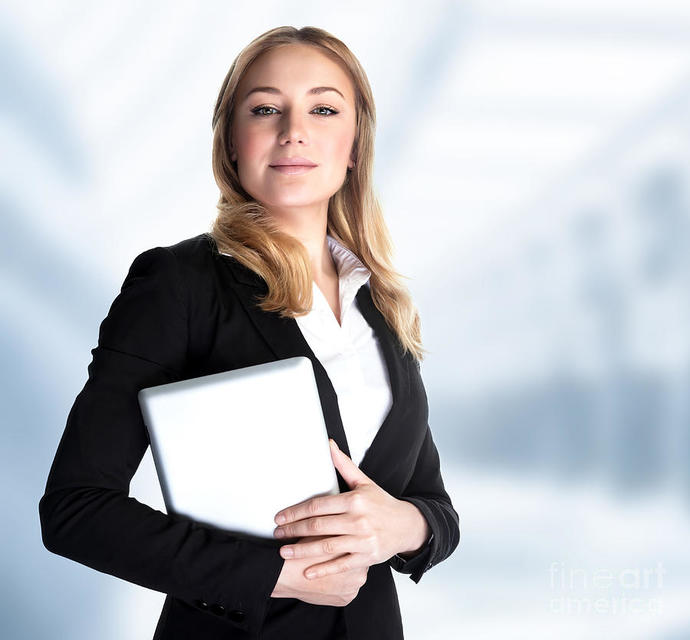 What does being an “independent woman” look like to you?