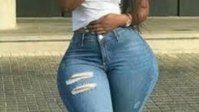 Do guys prefer women with big hips or small hips?