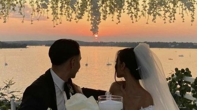 Which do you think makes more sense: love marriage or marriage of convenience?