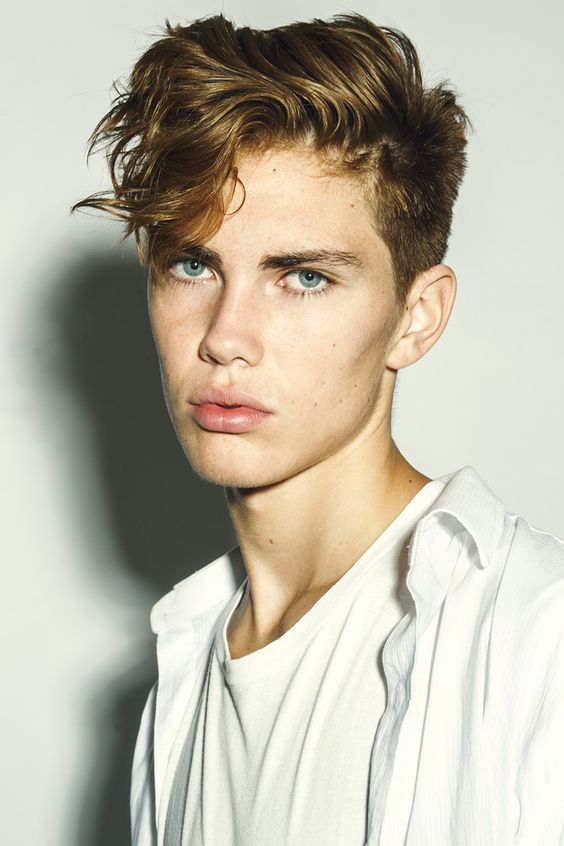 How would someone from Mexico say white guy in a positive connotation?