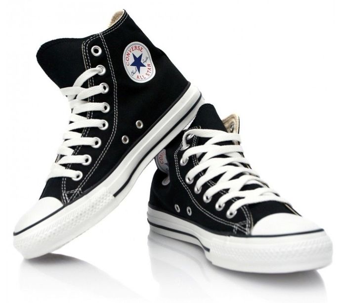 Which kind of shoes do you like to wear?